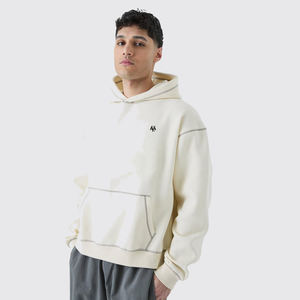 Sweats à capuche pour hommes avec coutures contrastées Tissu confortable et poche avant Idéal pour un style décontracté et un confort quotidien - Product Image 1