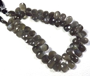 Vente en gros lot de perles de poire en pierre de lune grise taillée à facettes de 8-11mm 8 brins de pierres précieuses naturelles prix d'usine en vrac - Product Image 6