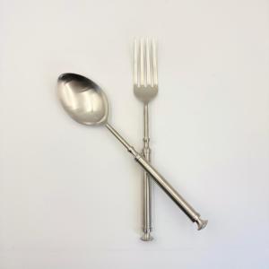 Ensemble de 2 serveurs à salade en acier inoxydable finition polie avec boîte de haute qualité pour la maison et la cuisine des restaurants - Product Image 2