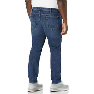 Jeans de mezclilla pesados para hombres con botón Fly Clean Stitch Finish y efecto de lavado natural de hecho en Pakistán - Product Image 6