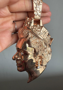 Collar con Colgante de Cabeza de Mujer con Diamante Moissanita Plateado, Diseño Artístico de Rostro, Collar con Acabado Artesanal Detallado - Product Image 5