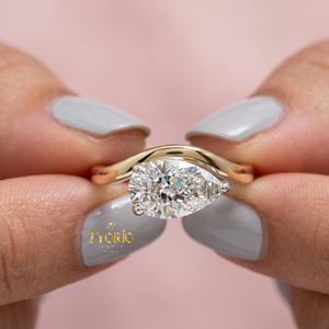 Anillo de Compromiso de Diamantes con Corte Pera Premium en Oro de 18K, Anillo Nupcial de Lujo - Product Image 4