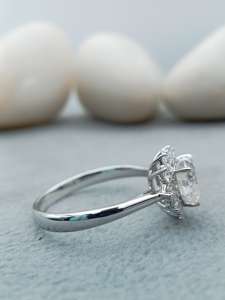 Anillo de diamante de solitario de lujo personalizado para Bodas de compromiso 100% satisfacción garantizada 14K 18K oro 925 Plata oro fiestas - Product Image 2