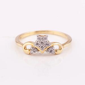 Prêt à expédier Bague de style classique en or jaune 18 carats R-10499 premium avec diamant et perle fabriquée en Thaïlande - Product Image 2