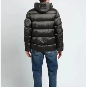 Chaqueta Acolchada Transpirable Sublimada Fabricada en Pakistán, Cortavientos, Talla Grande, con Cremallera, Atractiva, Cálida y Térmica para Hombre - Product Image 3