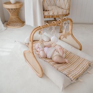 Tapis de jeu naturels pour bébés, gyms pour nourrissons faits à la main, gyms pour bébés en rotin, livraison rapide - Product Image 5