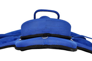 Selle de cheval anglaise Freemax synthétique sans arbre avec circonférence et étriers assortis Produits de course de chevaux anglais d'Inde - Product Image 4