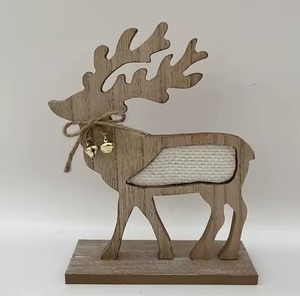 Marco de ciervo de mesa de metal plateado brillante para fiesta de temporada y decoración interior - Product Image 2