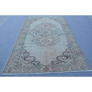 Tapis turc vintage Beige marron 5.9x9.2ft tissage plat en laine avec motif patchwork pour les décorations de salon - Product Image 1