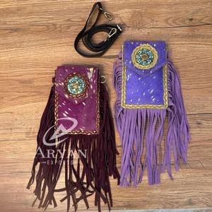 Nouveau à la mode 2025 cheveux sur cuir de vachette métallique frange bandoulière Mini sac pour femmes en cuir véritable Concho cellule Mobile sacs à main - Product Image 1