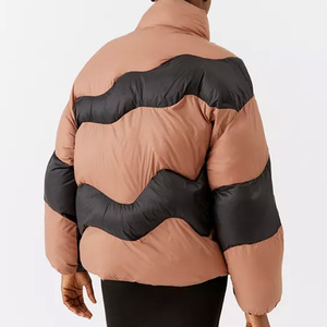 เสื้อแจ็กเก็ตทรงพองสำหรับผู้หญิงเสื้อโค้ทกันน้ำเสื้อโค้ทขนเป็ดผ้าไนลอนถักสำหรับฤดูหนาวโลโก้ได้ตามต้องการ - Product Image 2