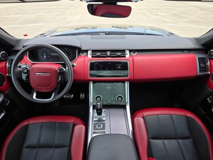 IMPRESIONANTE LAND ROVER RANGE ROVER SPORT HST 2020 CON TRANSMISIÓN AUTOMÁTICA Y ASIENTOS DE CUERO - Product Image 2