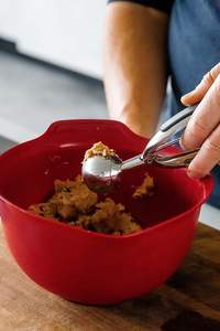 Cuillère à crème glacée en acier inoxydable avec logo personnalisé avec poignée confortable Outil de cuisine réutilisable et lavable au lave-vaisselle - Product Image 5