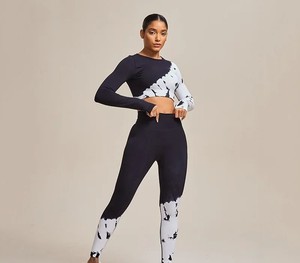 Ensemble de yoga pour femmes en deux pièces, taille haute, respirant et solide, pour la salle de sport, le fitness et l'entraînement - Product Image 4