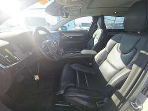 Limpio seminuevo 2021 Vol-vo - Product Image 3