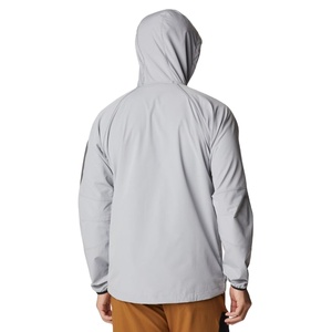 Chaqueta Softshell para Hombre Más Vendida, Diseño OEM Personalizado, Cortavientos, Ligera, para Actividades al Aire Libre en Invierno, Frente Liso Teñido - Product Image 2