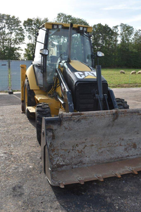 Chargeuse-pelleteuse Caterpillar 422E Diesel à vendre - Product Image 5