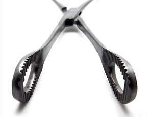 คีมจับฟองน้ำแบบมีฟันเลื่อยสำหรับการผ่าตัดและเจาะร่างกาย รุ่น Rampley พร้อมที่จับฟองน้ำ - Product Image 6