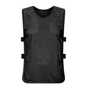 Maillots d'entraînement de football pour adultes, nouvelle conception, logo personnalisé, haute qualité, légers, imperméables, respirants, 100% polyester, vente en gros - Product Image 1