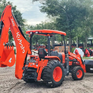 Tracteur KUBOTA M62 TLB LOADER BACKHOE d'occasion en bon état, offres spéciales, tracteur de 62 ch - Product Image 1