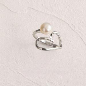 Gracieuse perle d'eau douce coeur bague en argent Design romantique artisanat élégant parfait luxe Rare bijoux cadeau pour les femmes - Product Image 1