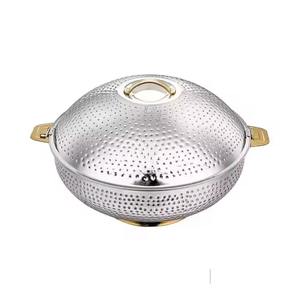 Casserole en argent au design martelé vintage, parfaite pour un usage quotidien, les repas en famille et le service de plats chauds, fabriquée à la main en Inde - Product Image 1