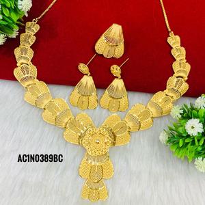 ชุดสร้อยคอทองชุบแบบสั้น ซื้อออนไลน์ - Product Image 4