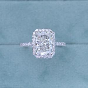 GRA Certified Radiant Cut 2.50Ct Moissanite Diamond Halo Compromiso Anillo de oro sólido Regalo para su anillo de bodas para mujeres - Product Image 1