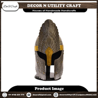 Housse de casque en acier et laiton sculptée à la main, style antique, gravée avec logo personnalisé, souvenir militaire, prête pour le combat