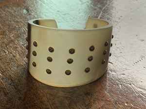 Brazalete de Cuerno de Búfalo, Artesanía Natural, Moderno, de Alta Calidad, Pulido Natural, Ecológico, Duradero, para Uso Diario - Product Image 2