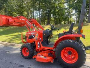 Tractor Compacto Kubota con Cargador Frontal 4x4, Tractor Utilitario Agrícola Kubota para Preparación de Terrenos, Plantación y Cosecha - Product Image 6