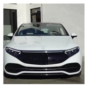 Condiciones impecables 2022 Mercedes-Benzz E Q S 450 + - Product Image 5