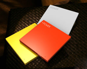 Power Bank Ultra Sottile in Alluminio Formato Carta di Credito 2600mAh, Regalo Promozionale con Logo Personalizzato - Product Image 2