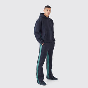 Ensemble de survêtement d'hiver pour homme, brodé et vieilli, avec sweat à capuche et pantalon, respirant, imprimé par transfert thermique, avec service OEM - Product Image 1
