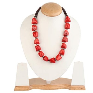 Collier de perles en résine rouge fait main, tendance, pour femme, bijoux imposants pour mariage et commandes en gros/personnalisées - Product Image 2