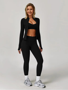 Ensemble de yoga 3 pièces pour femme avec logo frontal, respirant, en Spandex/Nylon, tenue de sport assortie pour la gym et le fitness - Product Image 3