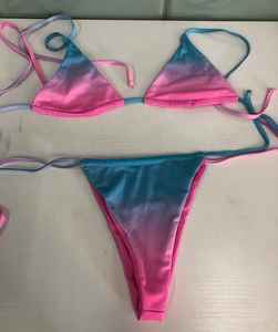 Ensemble de bikini personnalisé unisexe de haute qualité 2 pièces avec décoration de ceinture brodée en élasthanne/nylon Service OEM disponible - Product Image 6