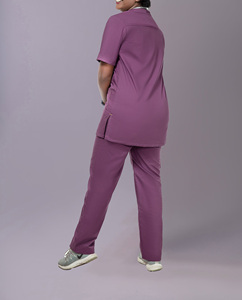 Ensemble de blouses d'infirmière unisexe en tissu non tissé extensible à manches courtes pour l'été, marque privée du fabricant, pour hôpital et soins médicaux - Product Image 4