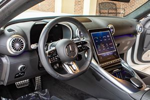 Mercedes-AMG SL55 2023, Gasolina, Bajo Kilometraje - Product Image 5