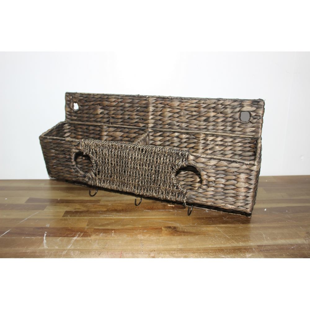 สีน้ำตาล