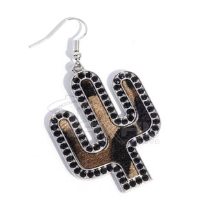 Boucles d'oreilles en cuir de vachette les plus récentes du service OEM Boucles d'oreilles en cuir de vachette sur mesure Quantité en vrac Boucles d'oreilles en cuir de vachette - Product Image 2