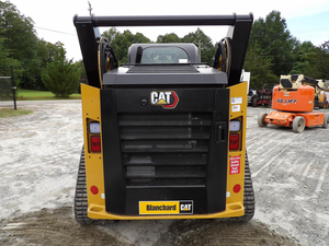 Chargeuse compacte sur pneus CAT 2022 avec broyeur forestier, moteur, boîte de vitesses et groupe motopropulseur pour équipement de défrichage agricole 4 tonnes - Product Image 3