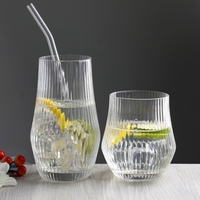 Vente en gros, logo personnalisé, verres texturés, gobelet à tourbillon nervuré martelé, roches, verres à boire pour restaurant