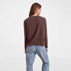 Impression de logo personnalisé 100% coton 220 Gsm T-Shirt vintage décontracté unisexe à manches longues broderie solide T-shirt teint en plaine pour les femmes - Product Image 3