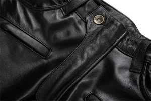 Pantalones de moto de cuero personalizados para hombre al por mayor, equipo protector duradero para montar en moto de carreras, pantalones de cuero para carreras - Product Image 5