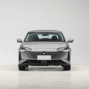 Nuevo Eado Plus 2024 Changan, Sedán de Gasolina con Tracción Delantera, Volante a la Izquierda, Auto Chino - Product Image 1