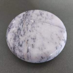 Porte-cendrier à cigarettes en métal blanc marbré fait à la main intérieur extérieur plateau à fumer de bureau directement du fabricant - Product Image 3