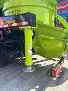 Camion pompe à béton SITRAK 4x2 Doté <span class=keywords><strong>d</strong></span>'un système de puissance puissant et <span class=keywords><strong>d</strong></span>'un contrôle de pompage précis pour les chantiers - Product Image 3