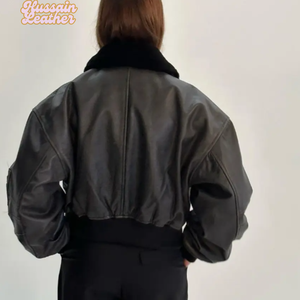 Veste à col en cuir de qualité supérieure pour femmes avec fermeture à glissière et doublure en fourrure confortable pour la veste universitaire Winter Warmth - Product Image 5