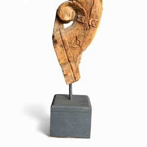 Soporte de Madera Antiguo con Diseño de Plantas, Estilo Tradicional para Sala de Estar - Product Image 4